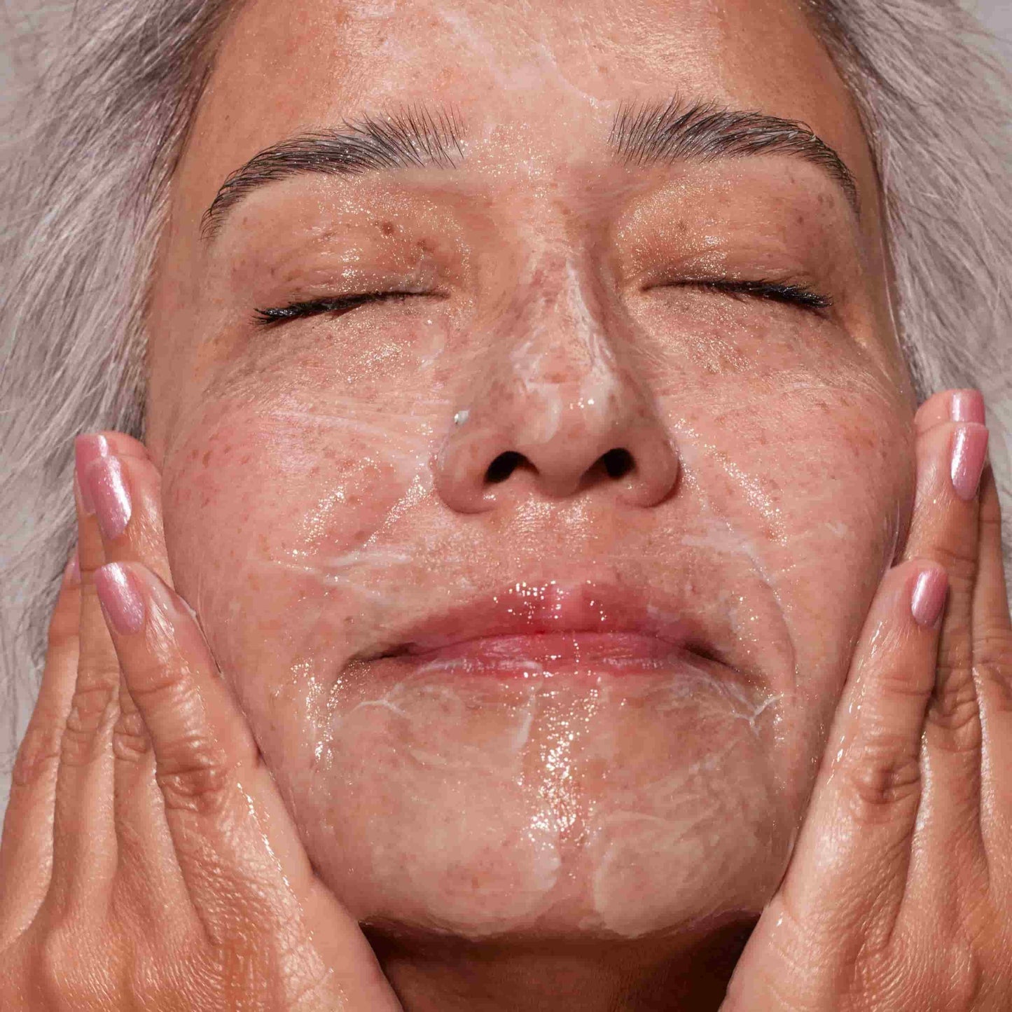 Bright Balance™ Hydrating Gel Cleanser