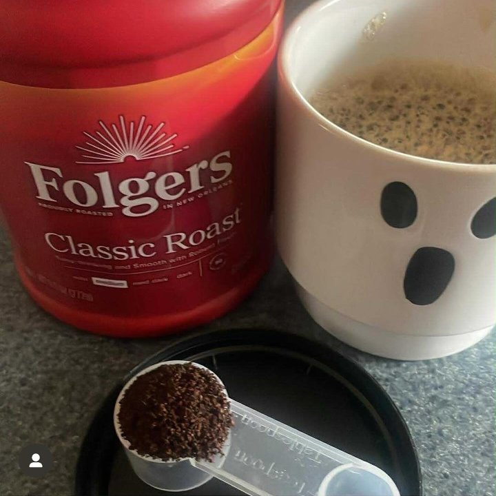 Folgers Colombian Ground Coffee - Medium Roast, 22.6 oz
