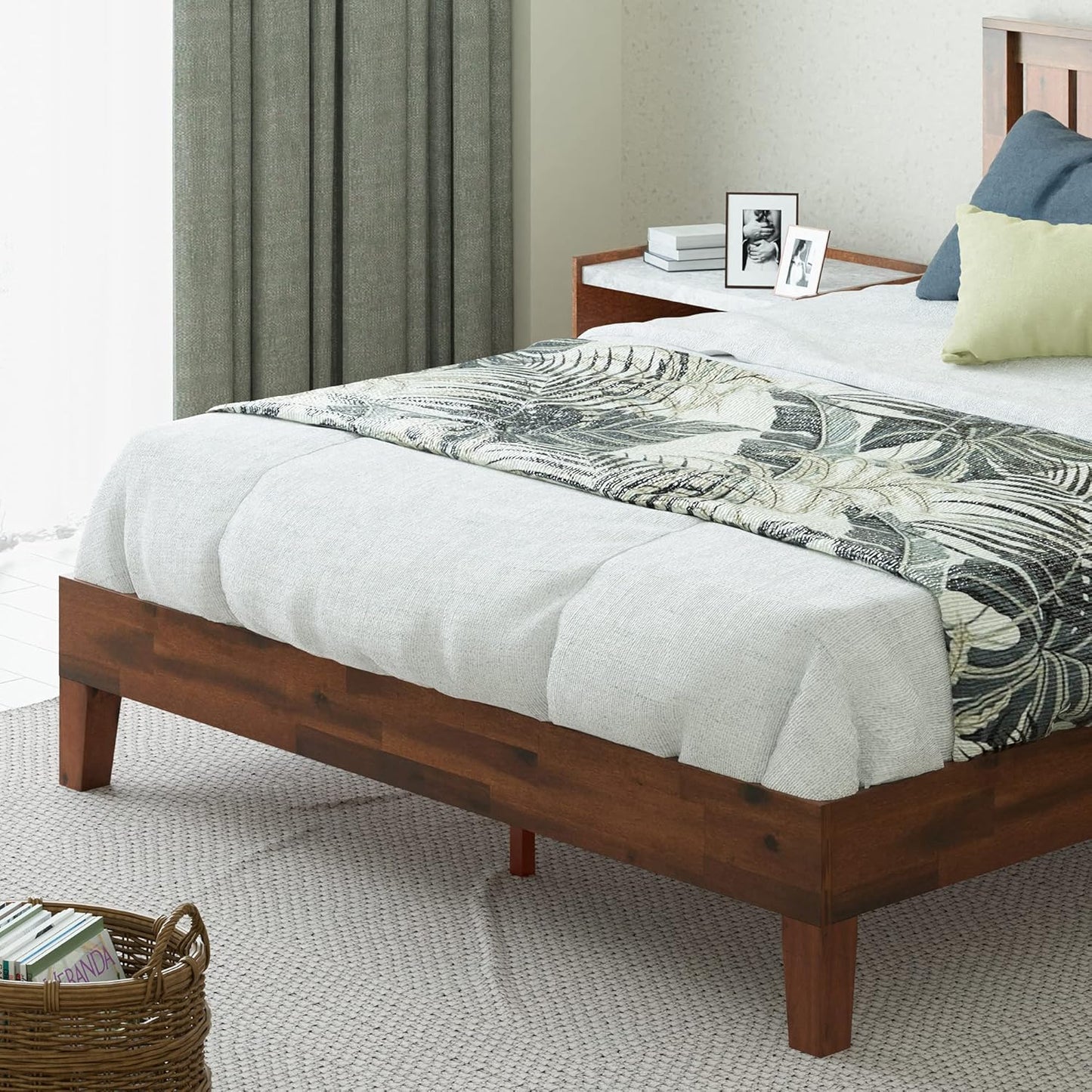 ZINUS Vivek Deluxe 12" Queen Wood Platform Bed Frame with Headboard