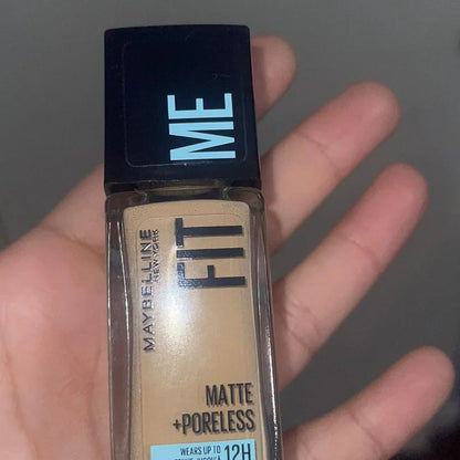 Maybelline Fit Me Matte Foundation – 220 Natural Beige-220 Natural Beige