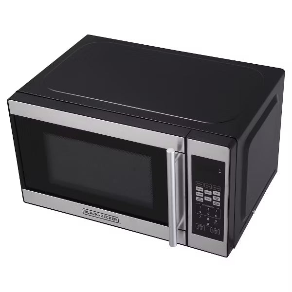BLACK+DECKER 0.7 Cu. Ft. 700W Countertop Microwave - Black