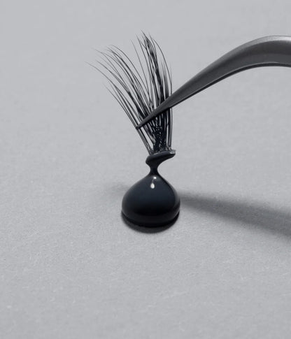 WATERPROOF LASH GLUE