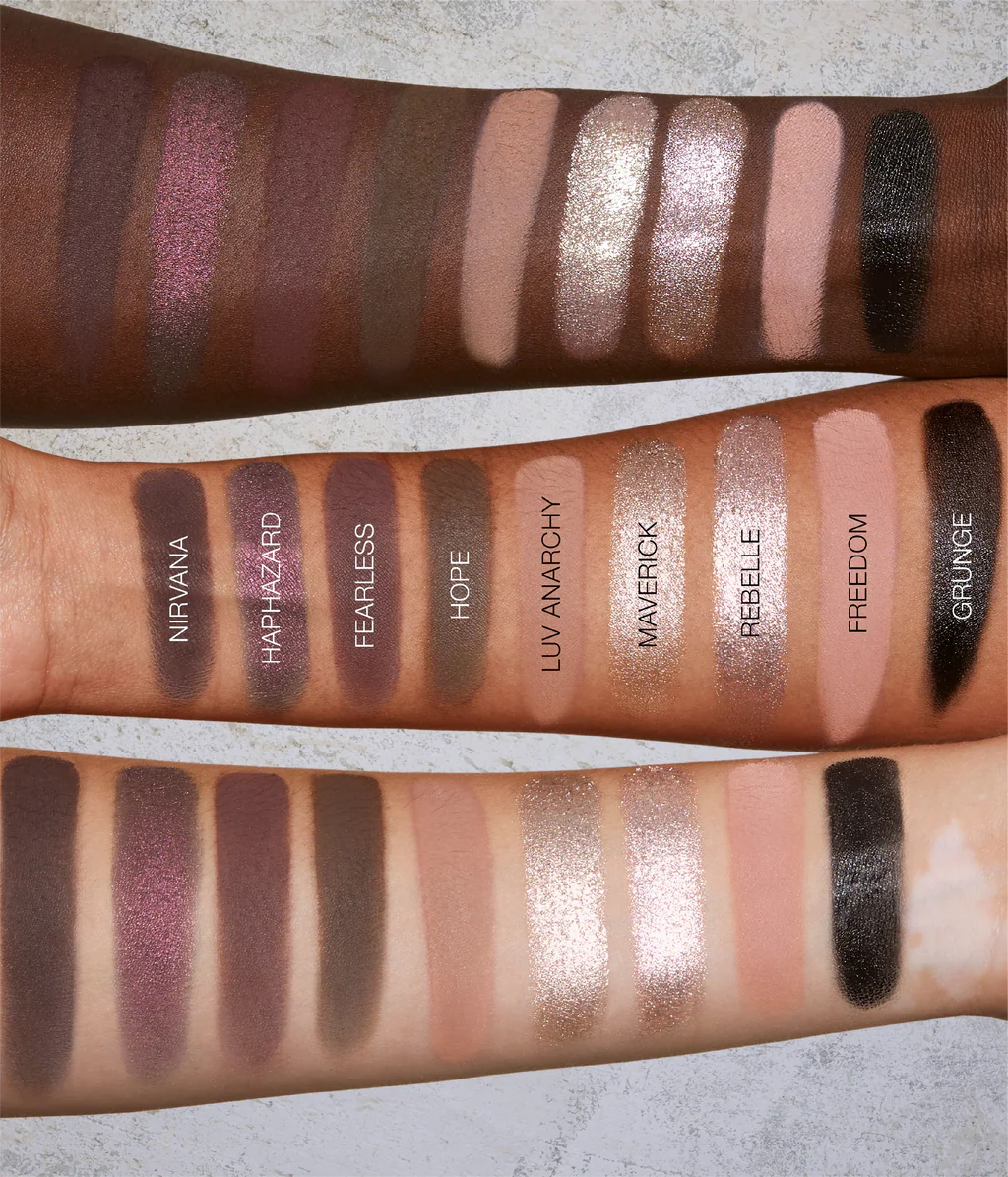 PRETTY GRUNGE EYESHADOW PALETTE