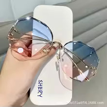 **Luxury Vintage Rimless Rhinestone Sunglasses for Women & Men – Fashion Gradient UV400 Shades**