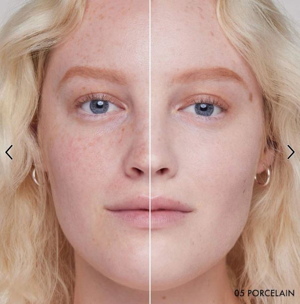 COLLECTION Microsmooth Baked Powder Foundation – Buildable, Multi-Tasking Coverage