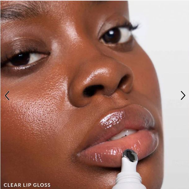 REFY Nourishing Lip Gloss with Hyaluronic Acid – emphasizes care and hydration-Color: Clear