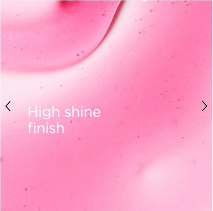Clarins Nourishing Lip Comfort Oil – emphasizes care and softness
