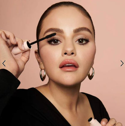 Perfect Strokes Universal Volumizing Mascara