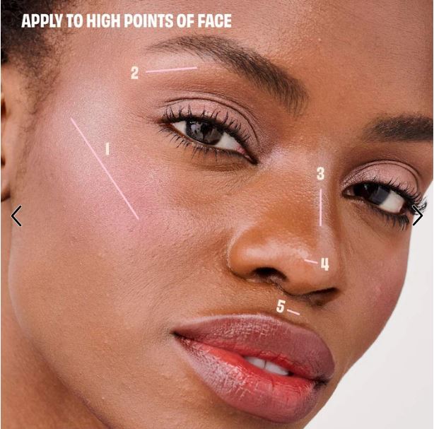 Cookie & Tickle – Shimmering Highlighter Powder for a Radiant Glow