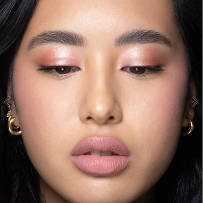 Hyper Natural Face Palette – Glow-Enhancing Eyeshadow & Highlight Palette