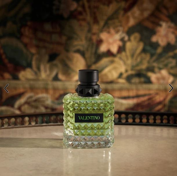 Valentino Donna Born in Roma Green Stravaganza – A Radiant Blend of Vanilla & Tea