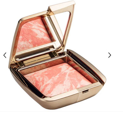 Ambient Lighting Blush Palette – Luminous, Glow-Enhancing Shades