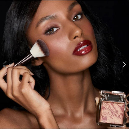 Ambient Lighting Blush Palette – Luminous, Glow-Enhancing Shades
