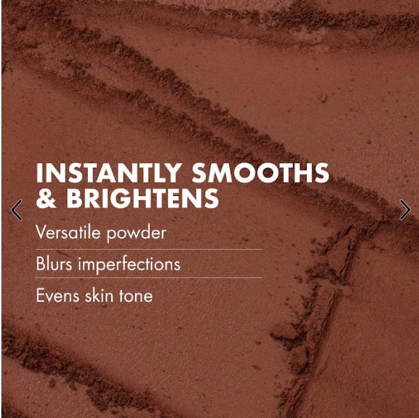 COLLECTION Microsmooth Baked Powder Foundation – Buildable, Multi-Tasking Coverage