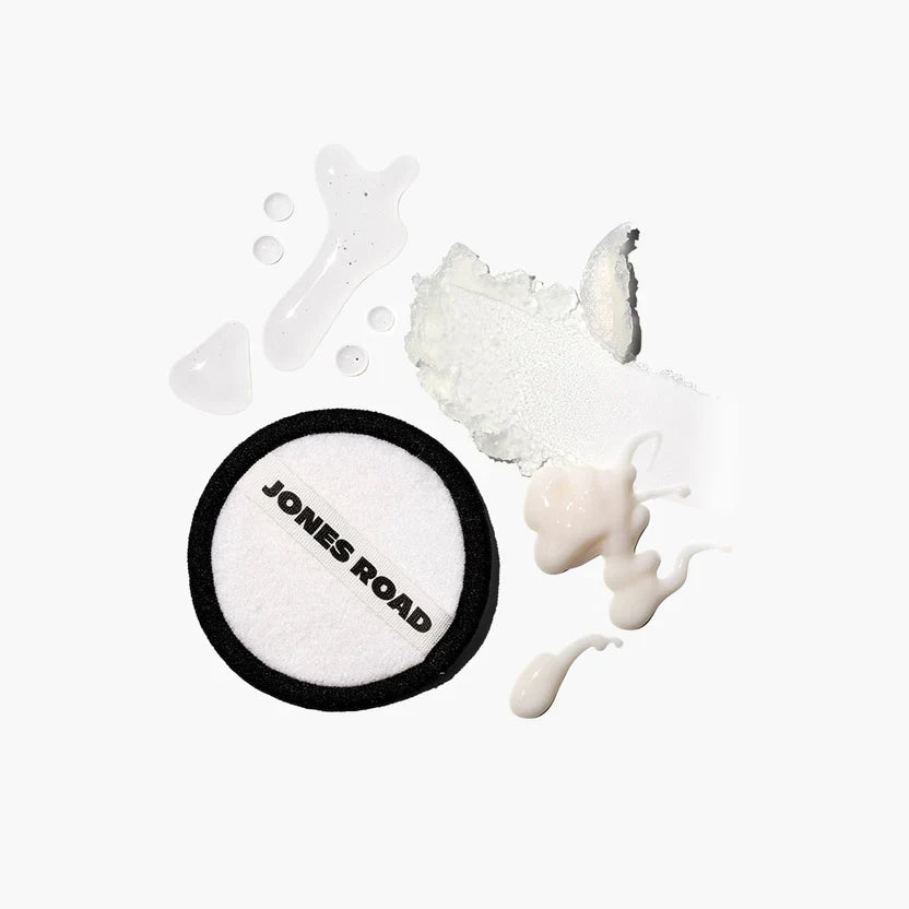 The Skincare Travel Kit No-Fuss Skincare